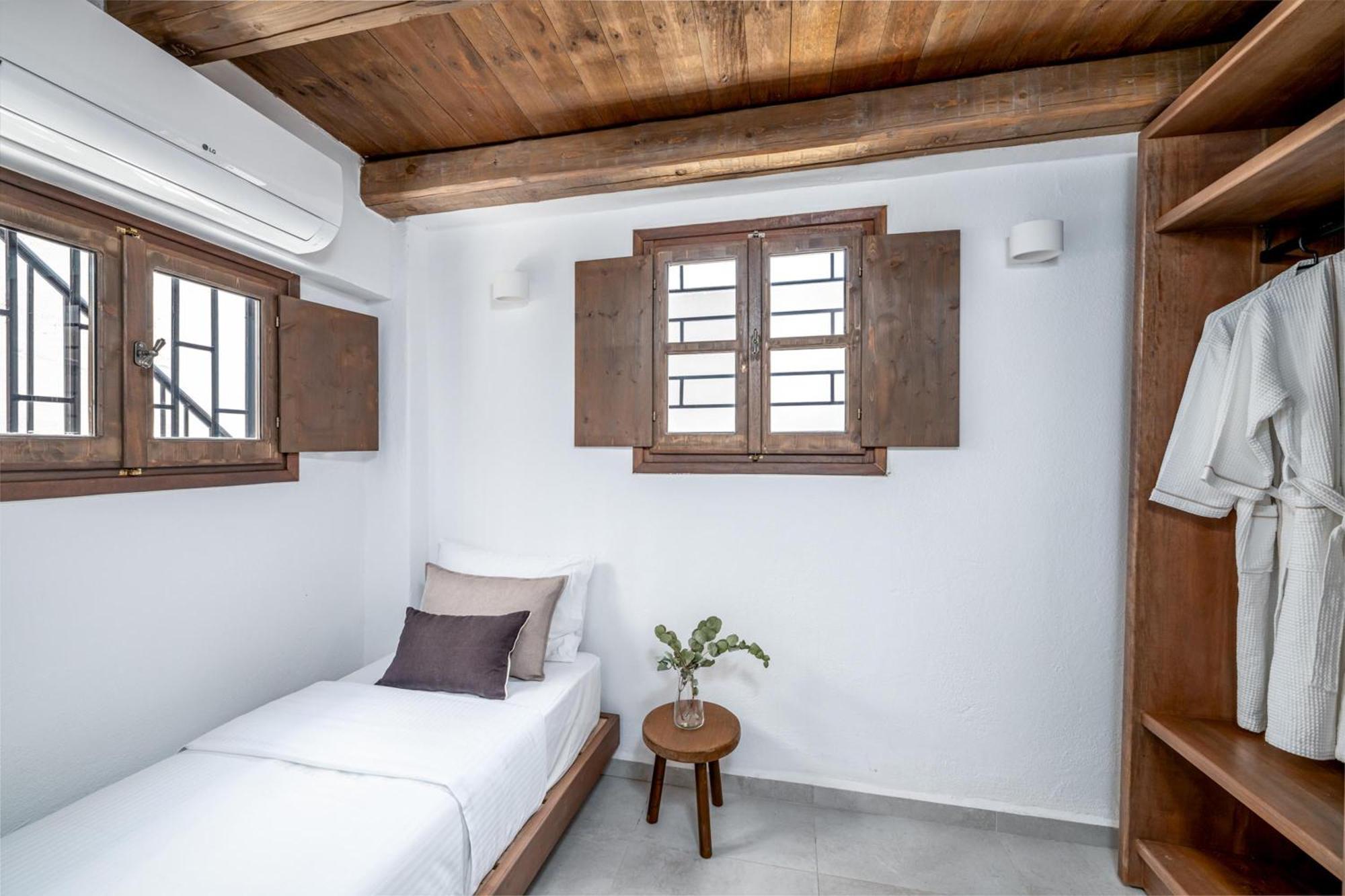 Elia - Old Town Apartment